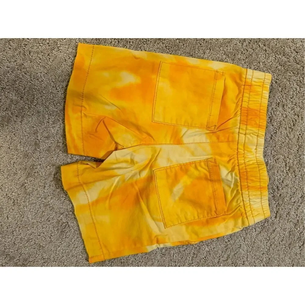Gap yellow tie dye Boys 3T shorts. New without tags
